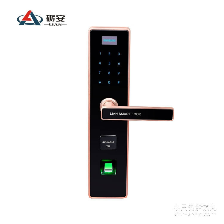 礪安無孔指紋鎖 LA1系列超強(qiáng)適配鎖體 采用4節(jié)5號(hào)堿性電池