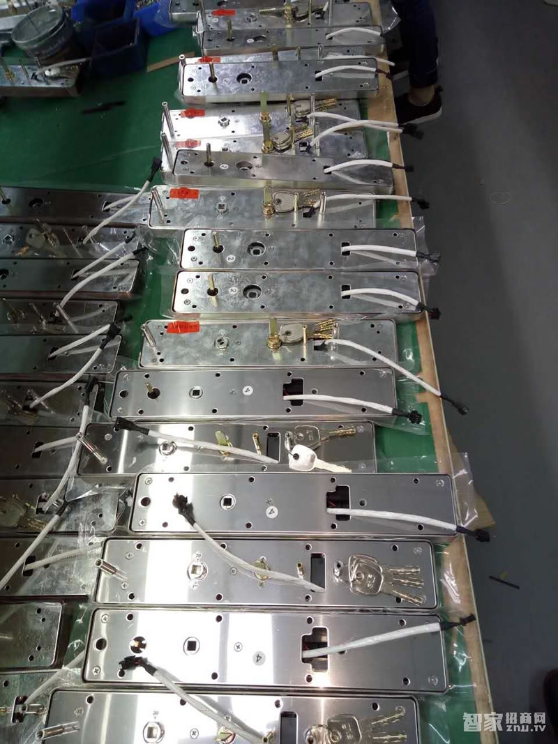 沁居半導體識別鎖 入戶門家用密碼電子鎖