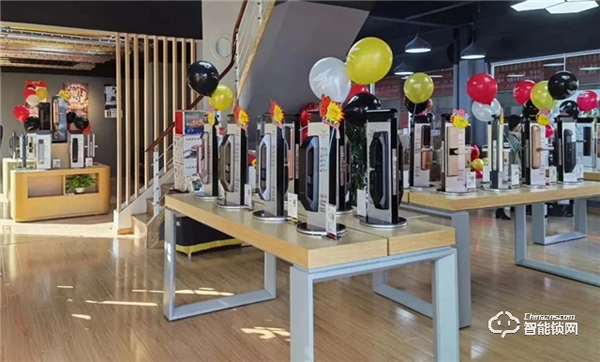 智能鎖行業首家 德施曼超級體驗店盛大開業，大品牌、強體驗的智能鎖零售新時代來臨！