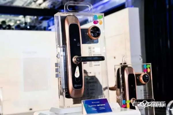 新推兩款智能門鎖，提出“1+4+N”：螢石用視頻AI構(gòu)建安全智能生態(tài)！