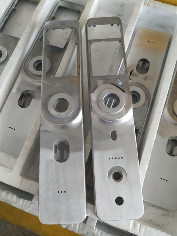 凡態(tài) ▏小凡又雙叒叕出新款啦！E19小凡藍(lán)牙智能鎖全套攻略奉上！