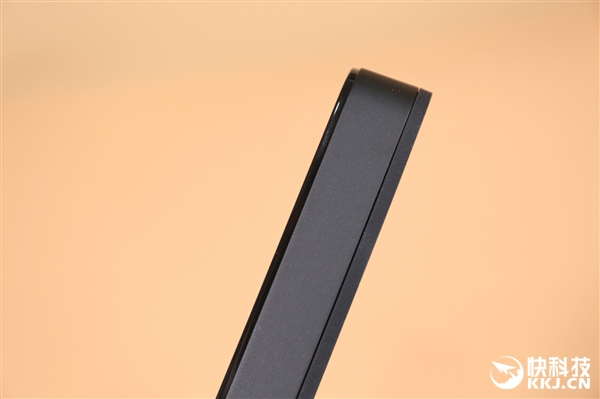 小米首款高端全自動智能鎖圖賞，1699元一觸即開門