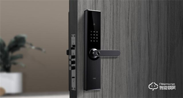 上手不后悔，小Biu智能鎖真心讓我點贊