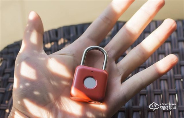 小米有品上架智能指紋掛鎖：指紋一觸即開，待機可達一年