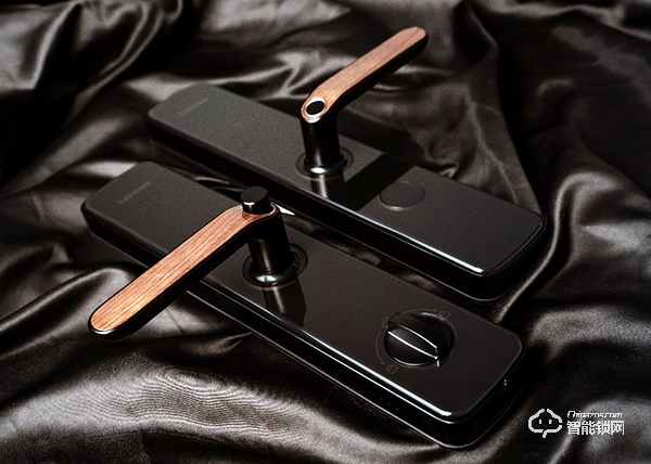 智能門鎖怎么選？聯想智能門鎖E1超大指紋識別，安全又便捷