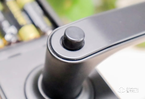 小益智能鎖3.8節(jié)準(zhǔn)備了特殊活動(dòng)，折扣都準(zhǔn)備好了！