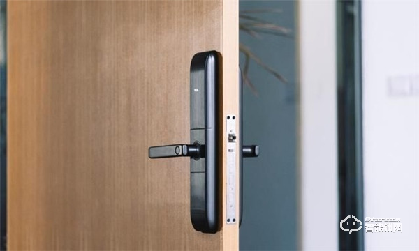 讓父母都贊不絕口的智能鎖！TCL智能鎖K5也太贊了