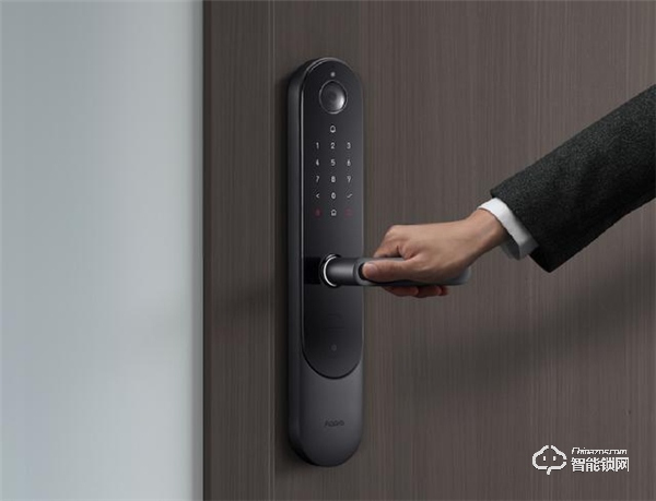 小米生態鏈新品智能鎖開售，集人體感應攝像頭一體，安全讓人放心