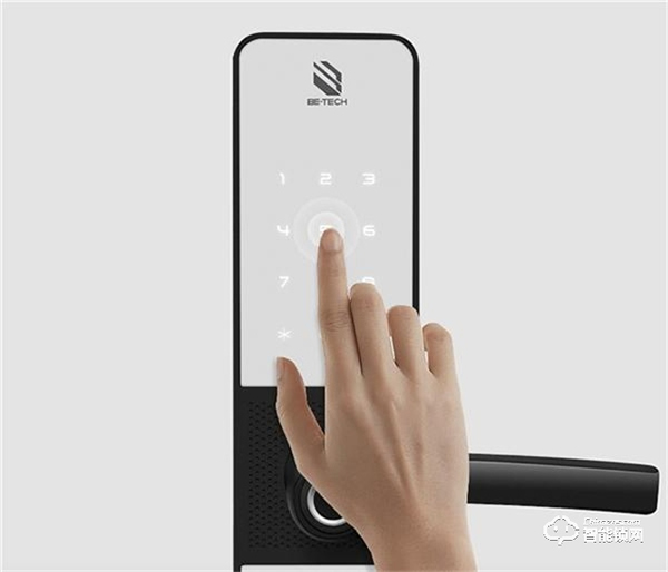 當(dāng)意大利設(shè)計(jì)師遇見必達(dá)智能鎖i5：不止是極簡