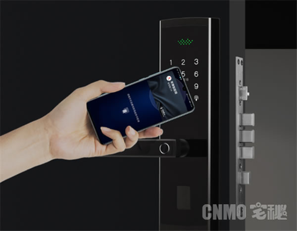 華為商城推青稞智能門鎖，內置青稞智能門卡