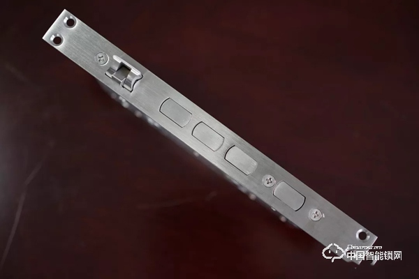 實際測評：亞太天能指紋鎖v1w 展現智能鎖的安全便捷