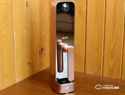 體驗(yàn)樂橙K5智能指紋鎖：主動(dòng)防御讓家更安全