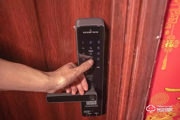 開箱評測 | 創(chuàng)米小白智能門鎖C1，讓每個家庭因科技而幸福