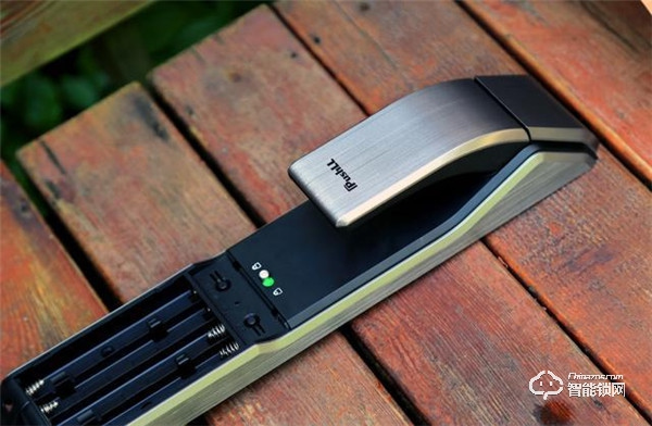 升級(jí)換新，樸墅指靜脈鎖到底有什么特別的？