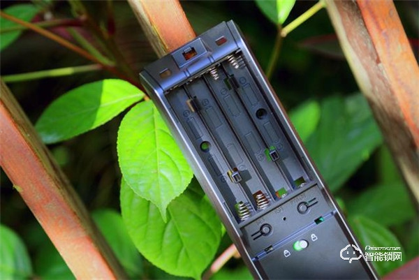 升級(jí)換新，樸墅指靜脈鎖到底有什么特別的？