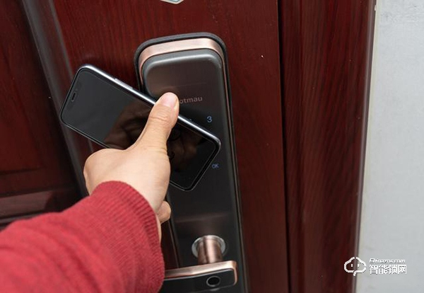 C級鎖芯，6種方式開門，斑點貓W500指紋鎖深度測評