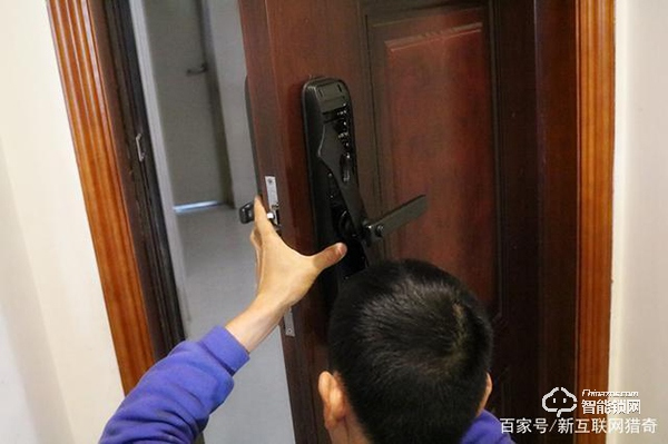 未關門立即提醒，指紋識別又快又準，TCL K5智能鎖實測體驗