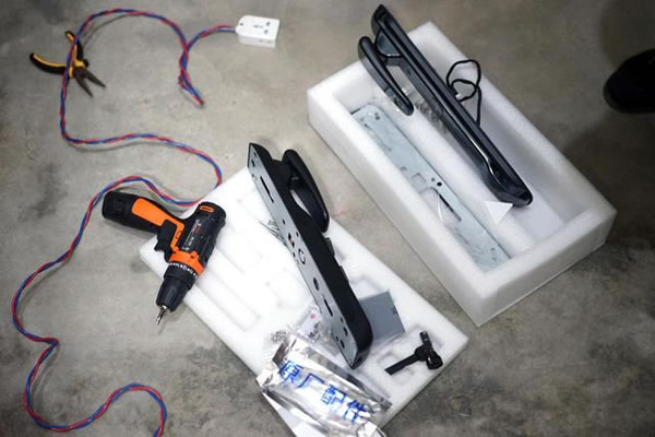 便捷安全兩不誤，希箭C1炫酷黑全自動智能鎖入手記