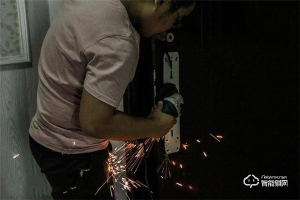 希箭C1智能鎖上手體驗，一款讓生活更安全、更快捷的智能設備