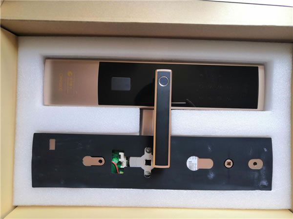 花粉青睞的智能鎖 | 青稞智能鎖E5H評(píng)測(cè)分享(支持華為錢包華為智卡)