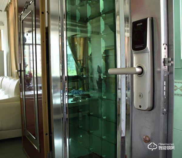 西勒奇指紋智能鎖好不好，指紋鎖對于馬大哈來說也很實用