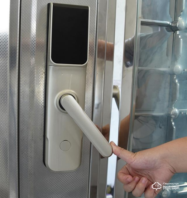 西勒奇指紋智能鎖好不好，指紋鎖對于馬大哈來說也很實用