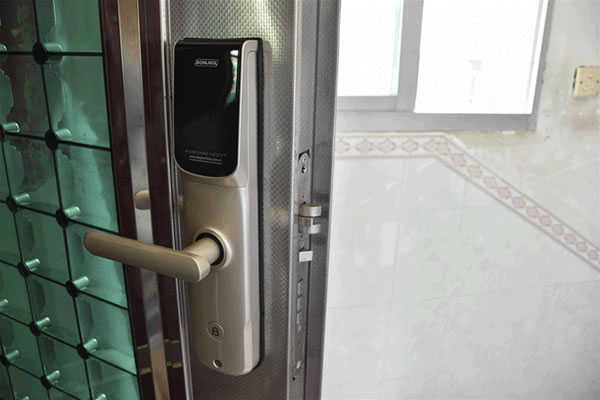 西勒奇指紋智能鎖好不好，指紋鎖對于馬大哈來說也很實用