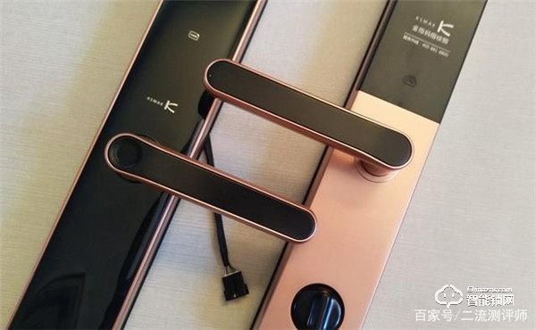 誰(shuí)說(shuō)老房子舊防盜門不能用指紋鎖？金指碼SK1指紋鎖來(lái)幫忙