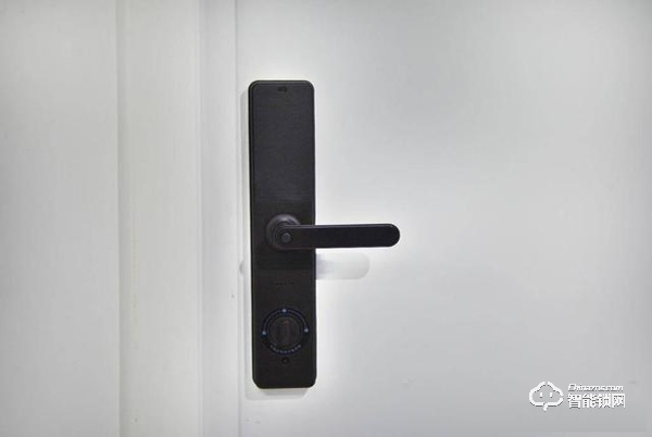 夠安全，買得起，售價(jià)僅幾百元的小益E206T智能鎖測評