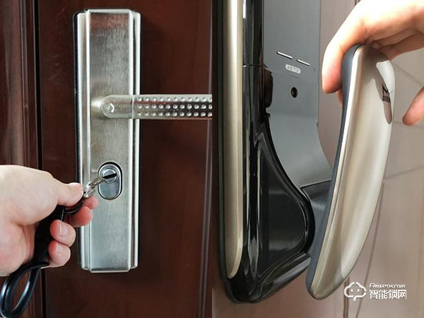 指紋鎖什么牌子最好？金指碼、多瑪指紋鎖、琨山指紋鎖試用測(cè)評(píng)