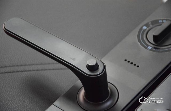 小益E206T智能鎖測評(píng)：2020年最好的禮物