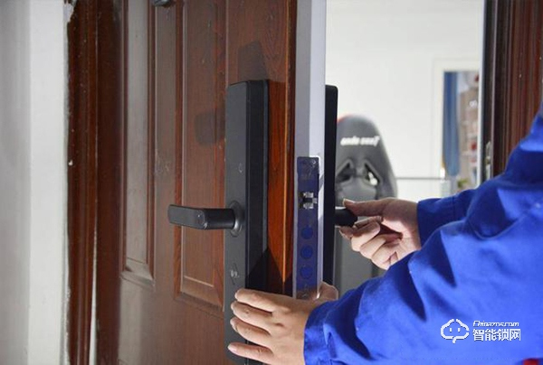 小益E206T智能鎖測評(píng):2020年最好的禮物 小益E206T智能鎖測評(píng):2020年最好的禮物