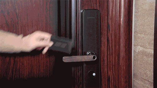 聯(lián)想智能門鎖E1測評：家庭升級智能門鎖的首選優(yōu)品