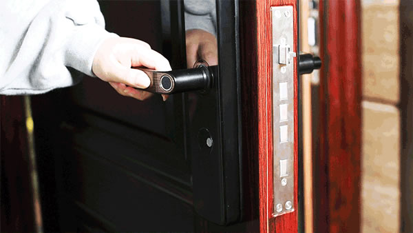 聯(lián)想智能門鎖E1測評：家庭升級智能門鎖的首選優(yōu)品