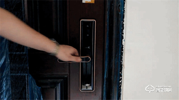 安全與顏值肩并肩——金指碼指紋鎖SK1評測