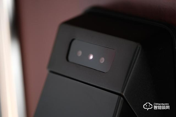 德施曼R7人臉識別智能鎖，換一個更加輕松的方式進家門