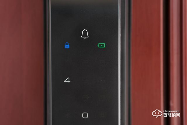 德施曼R7人臉識別智能鎖，換一個更加輕松的方式進家門