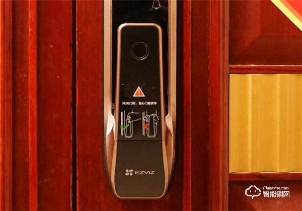 智能貓眼加持安全，螢石DL30VS視頻智能鎖體驗