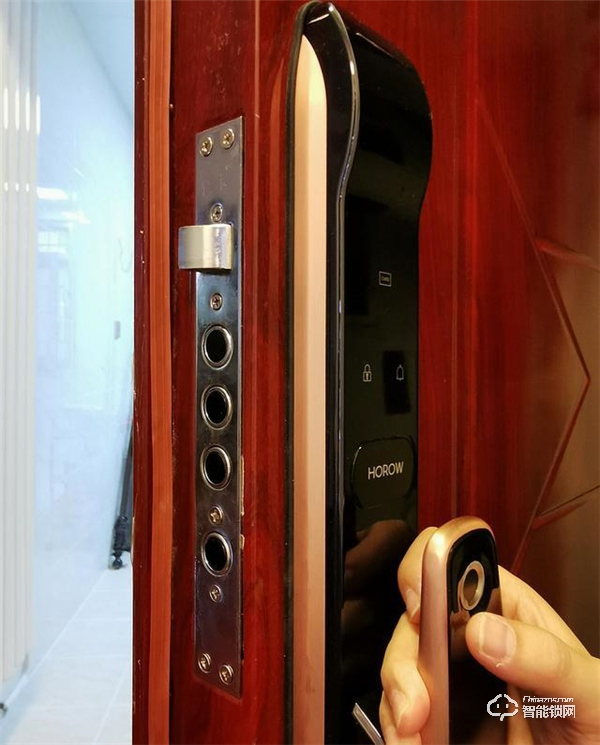 用了指紋鎖，才知道出門多便捷！希箭C1智能門鎖測評