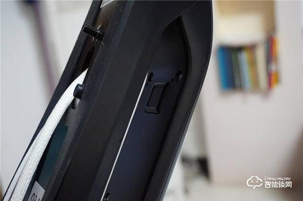 害怕半夜被開門？讓集貓眼、指紋鎖于一身的小嘀Q3M守護你的安全