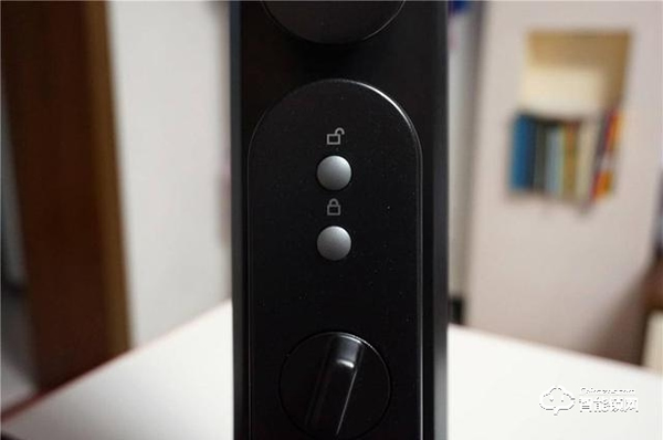 害怕半夜被開門？讓集貓眼、指紋鎖于一身的小嘀Q3M守護你的安全