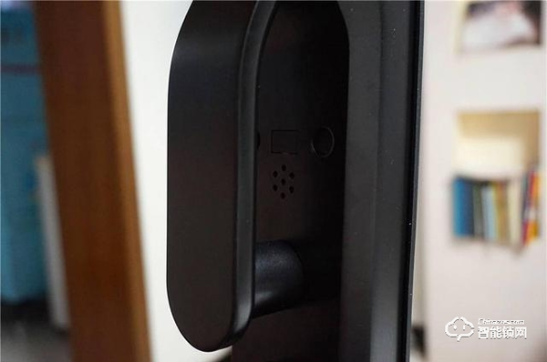 害怕半夜被開門？讓集貓眼、指紋鎖于一身的小嘀Q3M守護你的安全