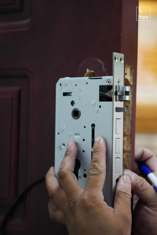 最新小米智能門鎖E體驗(yàn)：“加量不加價(jià)”