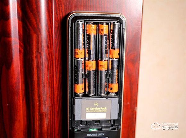 真“帝王”范兒，三星智能鎖SHP-DP609評測：推拉上手無門檻