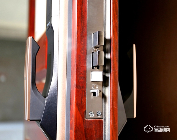 真“帝王”范兒，三星智能鎖SHP-DP609評測：推拉上手無門檻