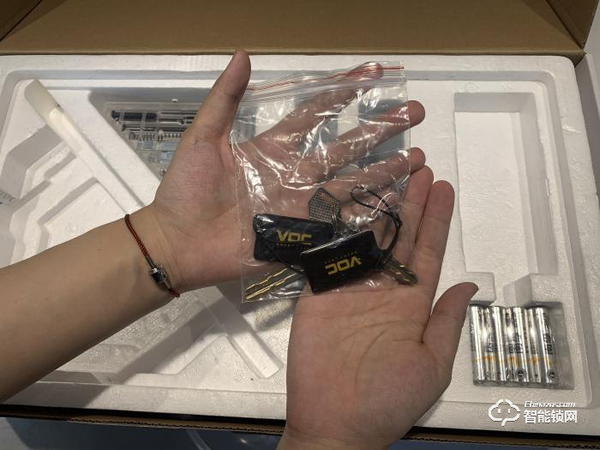 華為系史上性價比最高智能鎖,VOC指紋鎖x8初體驗測評 華為系史上性價比最高智能鎖,VOC指紋鎖x8初體驗測評