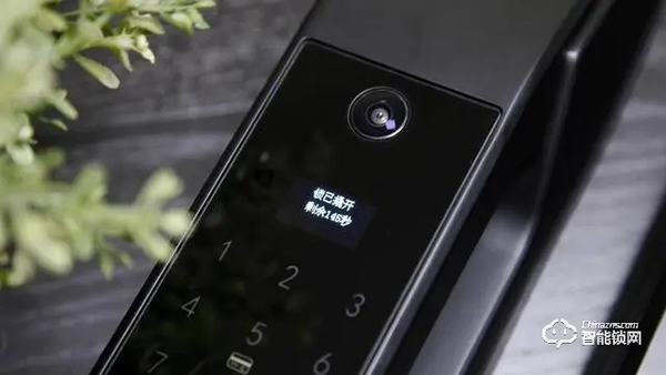 小益X6S智能鎖，顏值爆棚 | 3.5寸可視貓眼、6種開鎖方式、支持天貓精靈系統