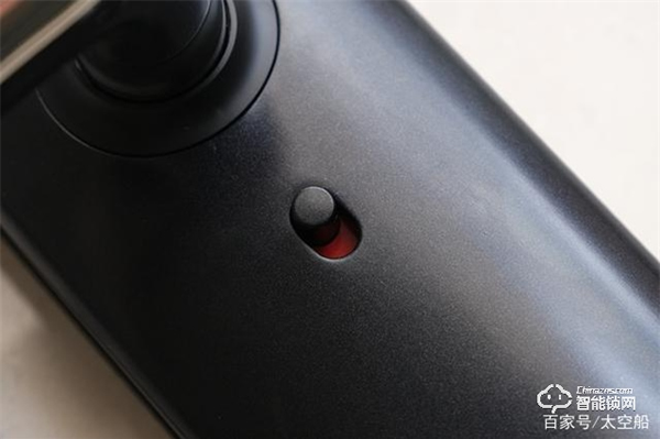 德施曼V8智能門鎖，以專業(yè)之名去守護我的家門