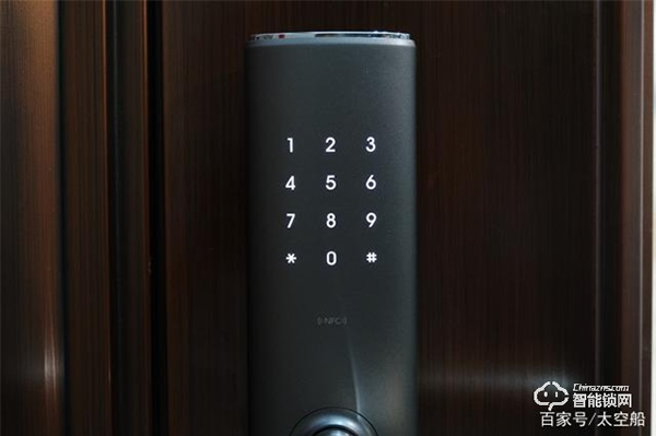 德施曼V8智能門鎖，以專業(yè)之名去守護我的家門