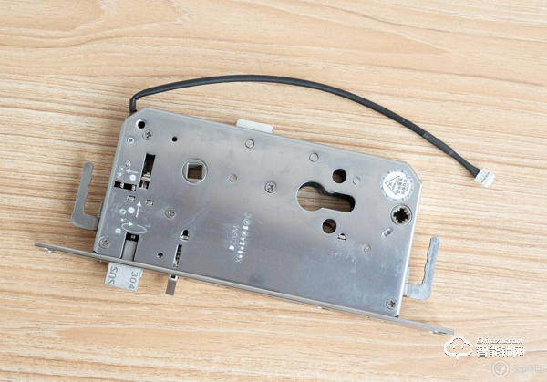 開啟全自動智能化大門：TCL K6P全自動智能鎖